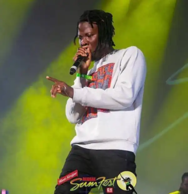 Stonebwoy - Please Don’t Go